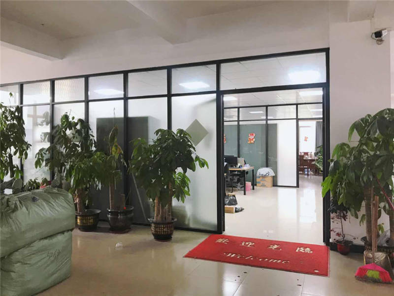 一個老淘寶人的坎坷電商路：11年搬家13次，從月虧20萬到月銷百萬